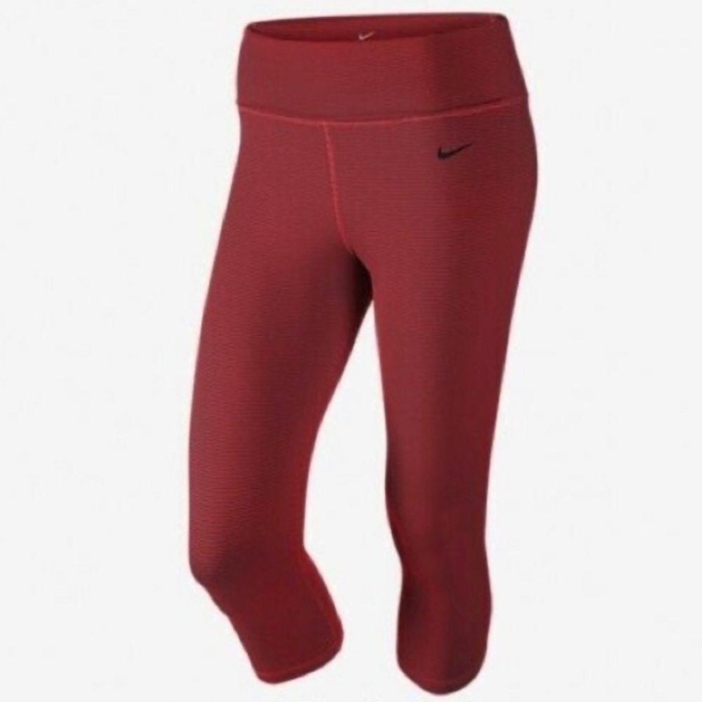 NIKE | Legend Tight Fit Training Capris Red Medium